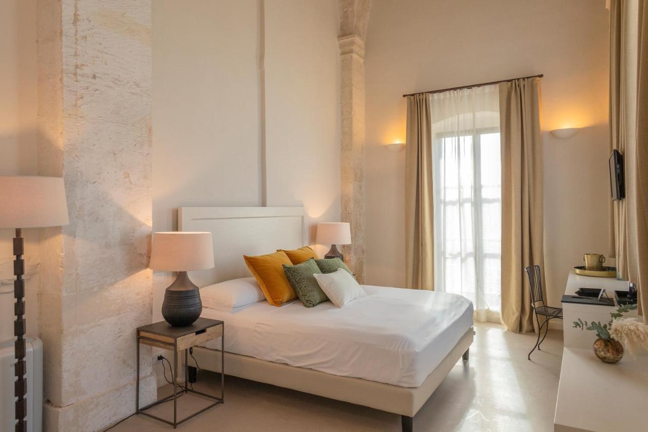 Chiostro Dei Domenicani - Dimora Storica Lecce Bagian luar foto